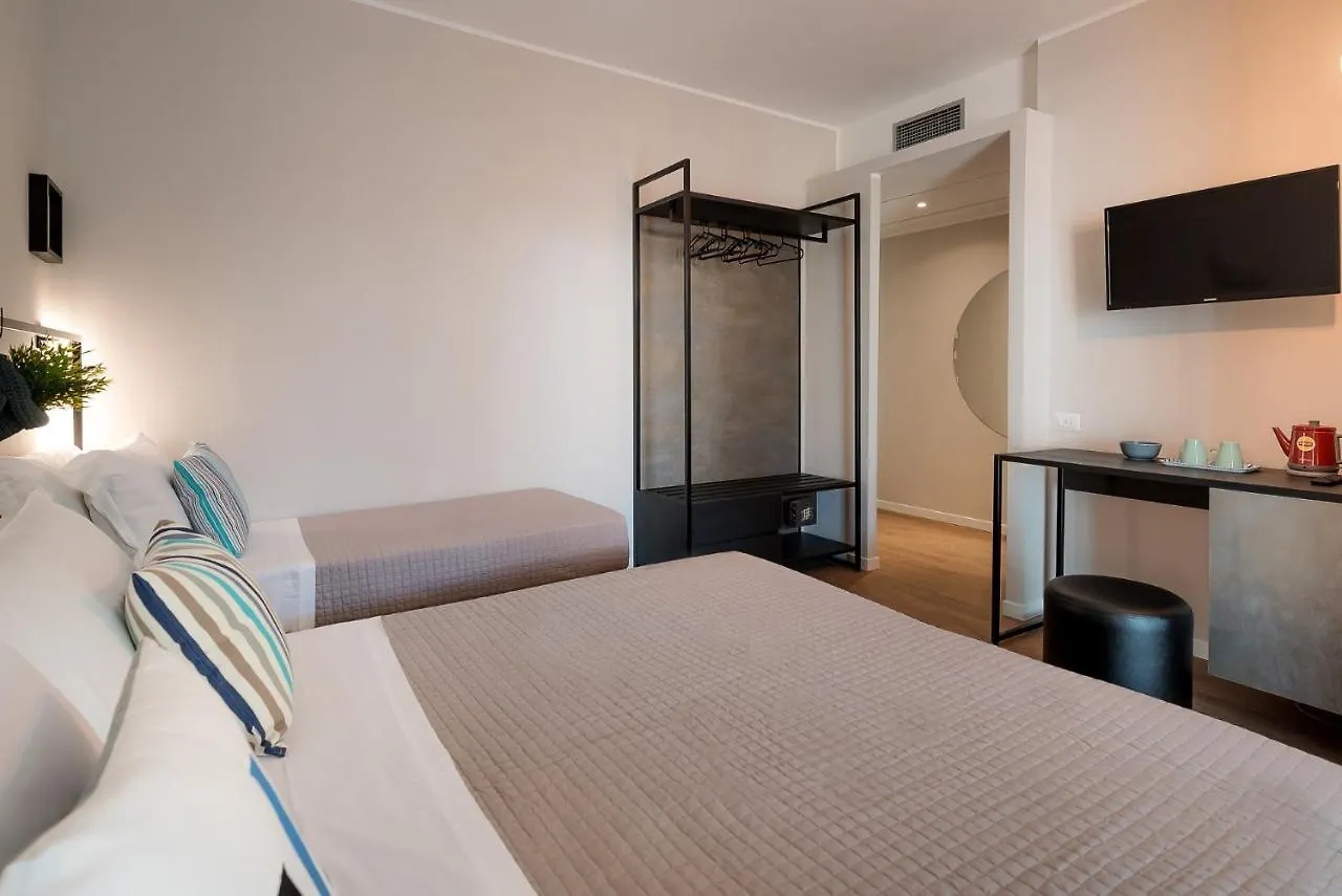 ***  Hotel Vagabond Riccione Italy